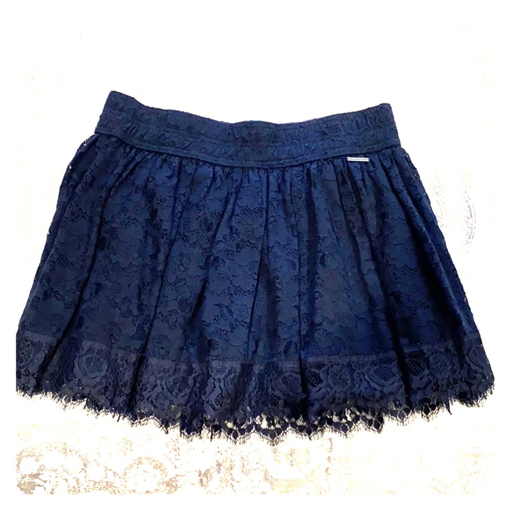 A&F Flirty Miniskirt